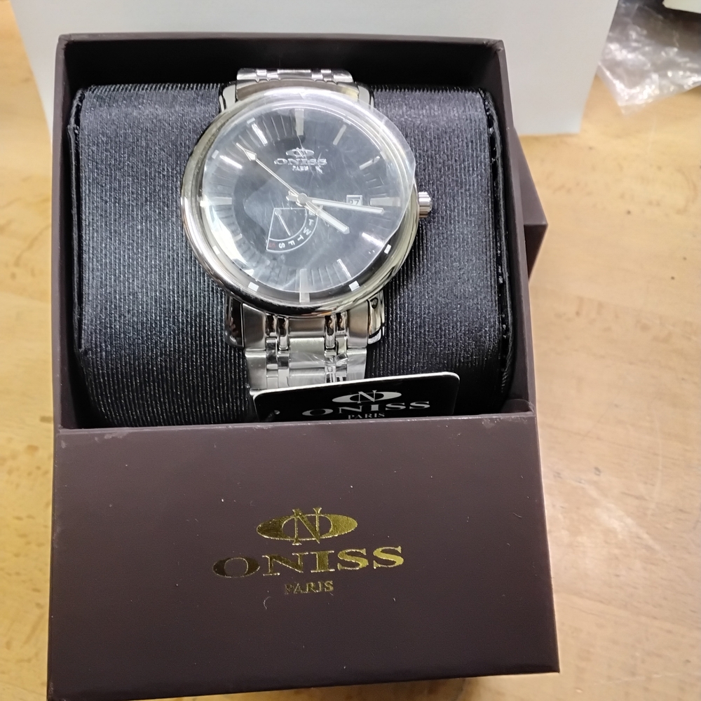 New Oniss Paris Model Sorrento ON2626-MBK Quartz Men's Watch